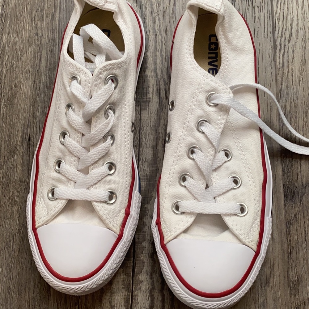 Women’s Converse Shoes